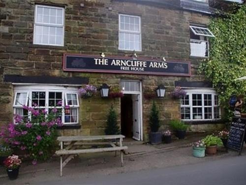 Arncliffe Arms Bed and Breakfast Glaisdale Buitenkant foto
